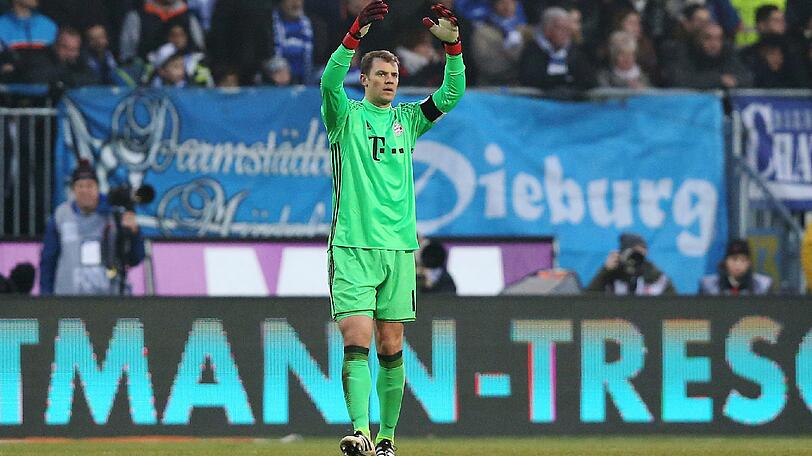 Manuel Neuer war nicht zufrieden mit der Leistung seiner Vorderleute.