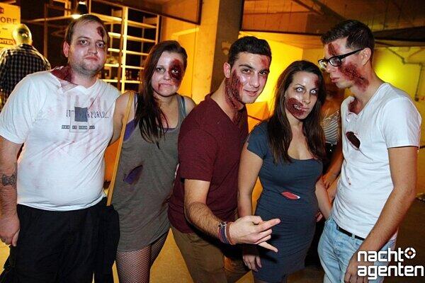 Halloween OP Kölsch im neuraum. Mehr Bilder unter: www.nachtagenten.de.