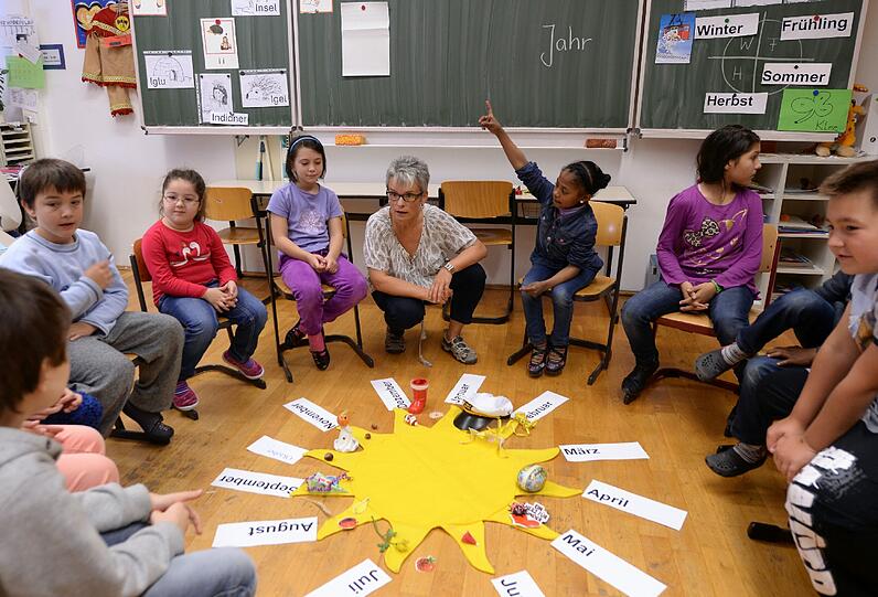 Bayerns Schulen brauchen mehr Lehrer für Flüchtlingskinder.