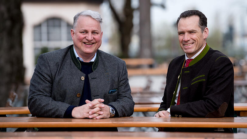 Sehen kein Problem; Wiesnwirte-Sprecher Peter Inselkammer (r.) und sein Stellvertreter Christian Schottenhamel.