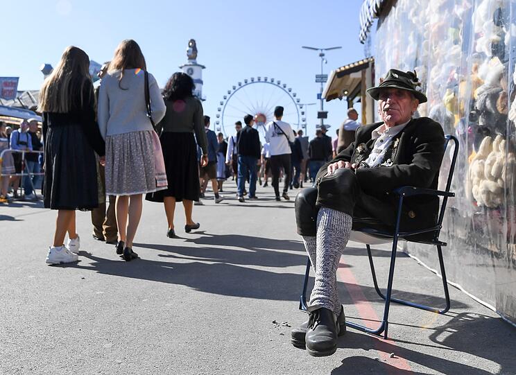 Die schönsten Bilder vom ersten Wiesn-Tag 2019.