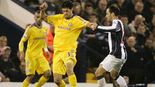 Kam in der zweiten Halbzeit gegen West Brom noch zum Einsatz: Michael Ballack (Mitte). Kam in der zweiten Halbzeit gegen West Brom noch zum Einsatz: Michael Ballack (Mitte).