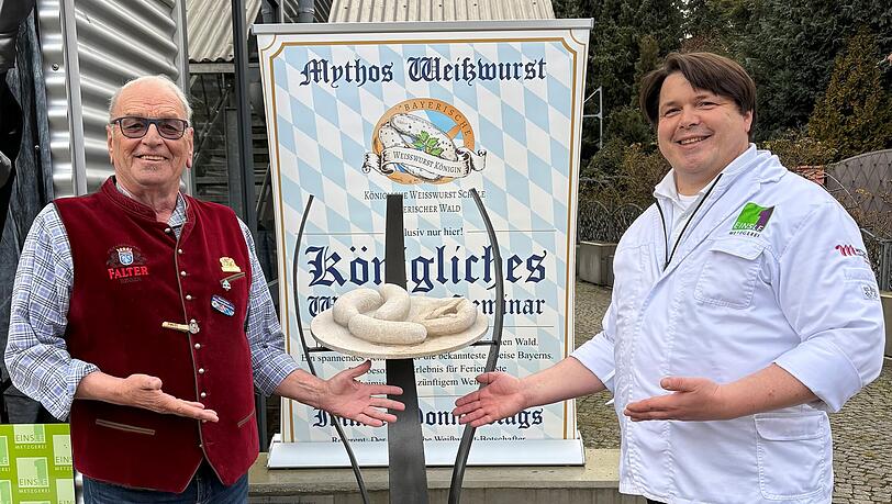 Bertl Fritz (l.) und Stefan Einsle, Obermeister der Metzger-Innung ArberLand. Bertl Fritz (l.) und Stefan Einsle, Obermeister der Metzger-Innung ArberLand.