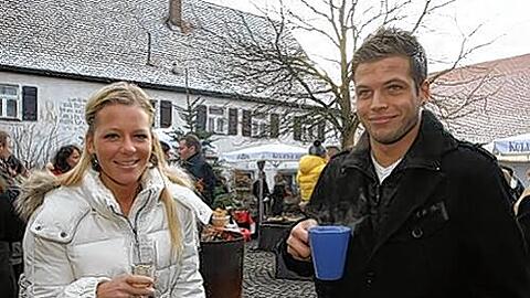 Schon bei der FCN-Weihnachtsfeier am 13. Dezember hatte Dennis Diekmeier seine Dana natürlich dabei.