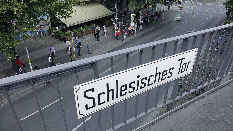 Der Vorfall ereignete sich am May-Ayim-Ufer im Kreuzberger Partykiez am Schlesischen Tor. (Archivbild)