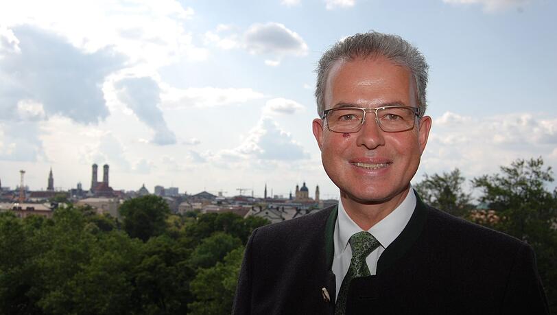 FW-Fraktionschef Florian Streibl zieht zur Sommerpause des Landtags Bilanz. FW-Fraktionschef Florian Streibl zieht zur Sommerpause des Landtags Bilanz.