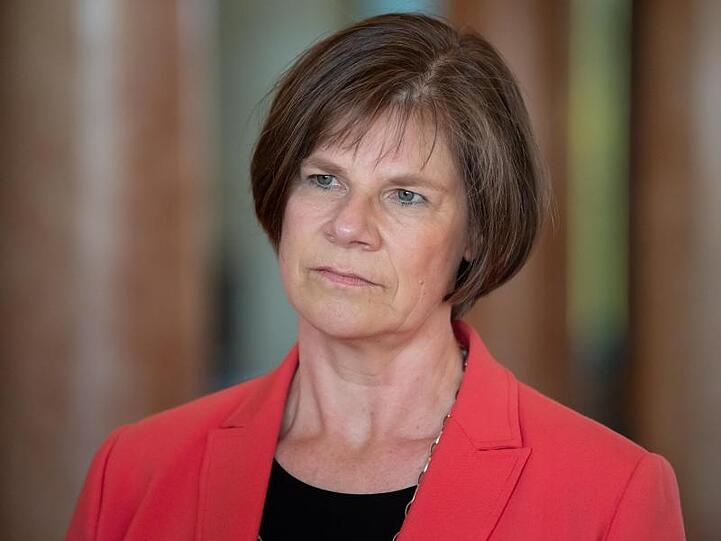 Ulrike Protzer, Direktorin des Instituts für Virologie an der Technische Universität München (TUM) und am Helmholtz Zentrum München. Foto: Sven Hoppe/dpa/Archivbild