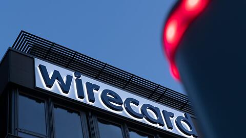 Das Wirecard-Logo ist am damaligen Hauptsitz des ehemaligen Zahlungsdienstleisters zu sehen.