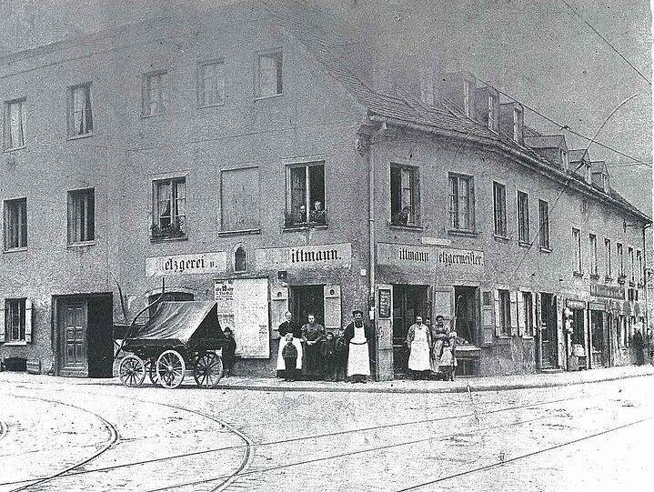 Und so hat's früher ausgeschaut: die Metzgerei Wittmann in den 1880er Jahren &ndash; damals noch an der Ecke Innere Wiener-/Kirchenstraße.
