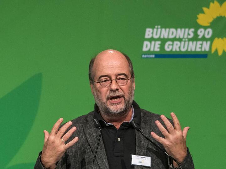 Der bayerische Landesvorsitzende der Grünen, Eike Hallitzky, spricht am 07.10.2017 beim Landesparteitag. Foto: Armin Weigel/Archiv