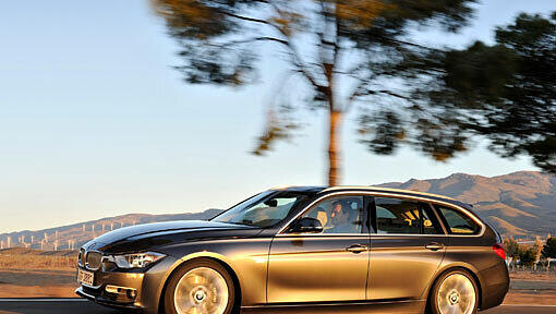 Den aktuellen 3er BMW wird es ab 22. September als Touring geben. Den aktuellen 3er BMW wird es ab 22. September als Touring geben.