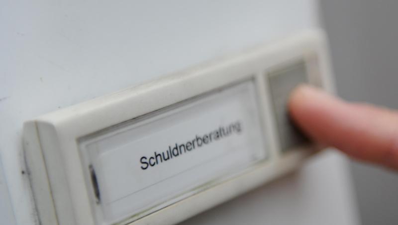 Nach Daten des Statistischen Bundesamtes sind Mietschulden in Ostdeutschland deutlich weiter verbreitet als im Westen. Nach Daten des Statistischen Bundesamtes sind Mietschulden in Ostdeutschland deutlich weiter verbreitet als im Westen.