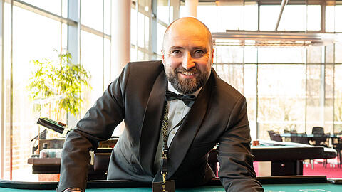 Sebastian S. ist der beste Croupier aus Bayern. Sebastian S. ist der beste Croupier aus Bayern.