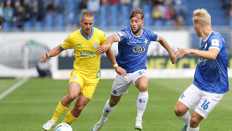 Marvin Rittmüller (l.) soll die rechte Außenbahn beim TSV 1860 verstärken.
