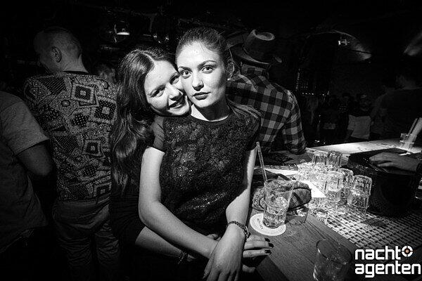 "Straight up!" war das Motto im Crux. Zu Hören gab es, wie im Crown's Club, Hip-Hop- und R'n'B-Sounds.