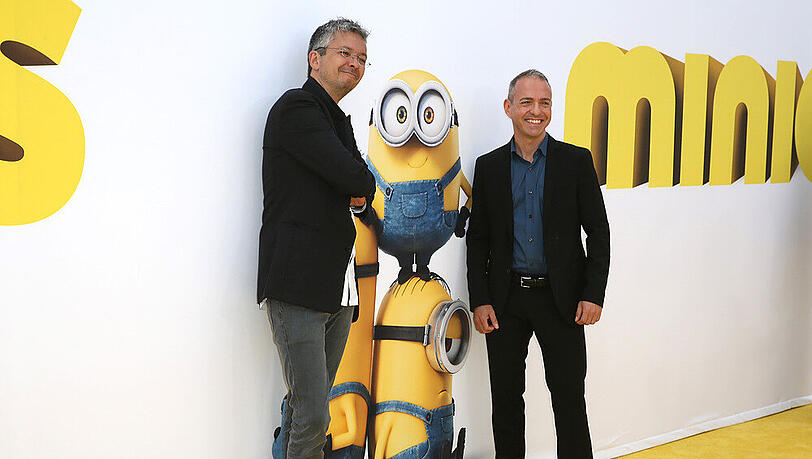 Die Regisseure Pierre Coffin (l.) und Kyle Balda bei der Premiere von "Minions" in Los Angeles Die Regisseure Pierre Coffin (l.) und Kyle Balda bei der Premiere von "Minions" in Los Angeles