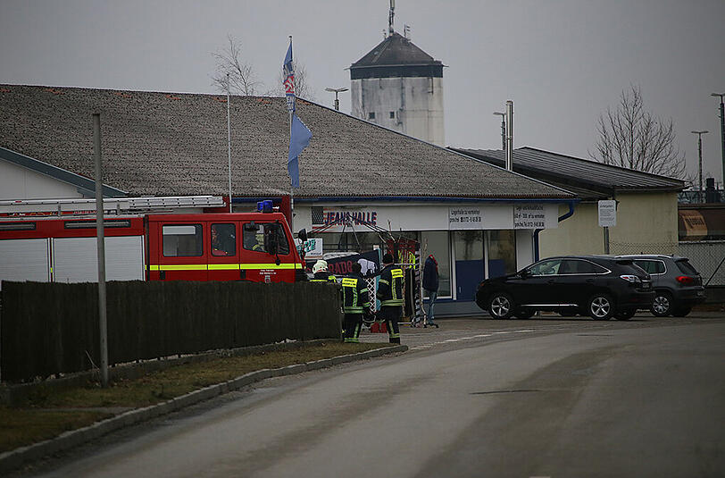 Bilder vom Bomben-Fundort in Mühldorf. Während Bauarbeiten wurde eine rund 80 Kilogramm schwere Fliegerbombe entdeckt.