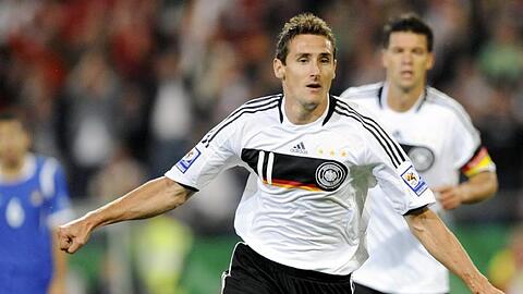 Miroslav Klose erzielt die Treffer 46 und 47 im Nationaltrikot