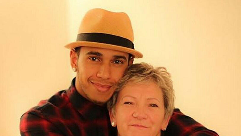 Lewis Hamilton mit seiner geliebten Mama Lewis Hamilton mit seiner geliebten Mama