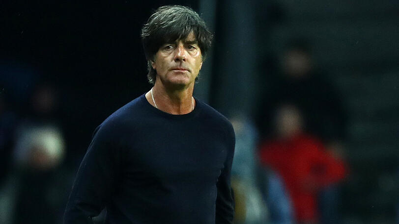 Bundestrainer Joachim Löw während des Test-Länderspiels in Kopenhagen gegen Dänemark (1:1).