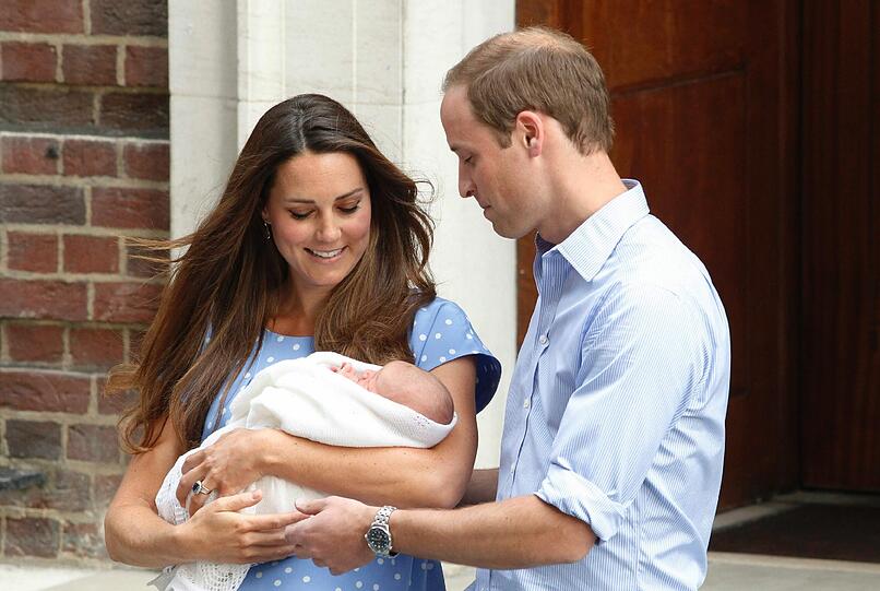 Prinz William mit Herzogin Kate und George