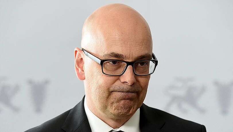 "Das ist ein faires Angebot": Schleswig-Holsteins Ministerpräsident Albig über Finanzminister Schäubles Vorschlag zur künftigen Verteilung von Bundesgeld. "Das ist ein faires Angebot": Schleswig-Holsteins Ministerpräsident Albig über Finanzminister Schäubles Vorschlag zur künftigen Verteilung von Bundesgeld.
