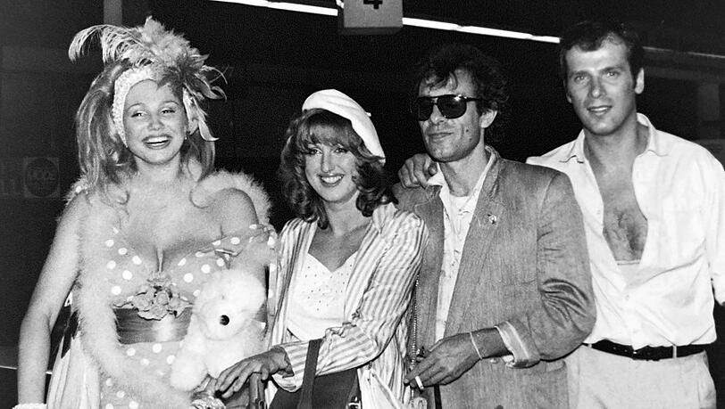Filmreifes Quartett: Wolfgang Fierek (r.) mit Klaus Lemke, Dolly Dollar (l.) und Cleo Kretschmer Anfang der 80er in München.
