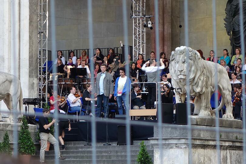 Thomas Hampson und Rolando Villazón proben das Freundschaftsduett aus Verdis "Don Carlos"