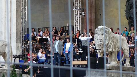 Thomas Hampson und Rolando Villazón proben das Freundschaftsduett aus Verdis "Don Carlos"