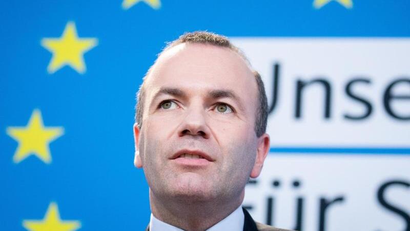 Meinungsumfragen sehen die christdemokratische EVP mit dem deutschen CSU-Politiker Manfred Weber als Spitzenkandidaten bei der Europawahl vorn. Meinungsumfragen sehen die christdemokratische EVP mit dem deutschen CSU-Politiker Manfred Weber als Spitzenkandidaten bei der Europawahl vorn.