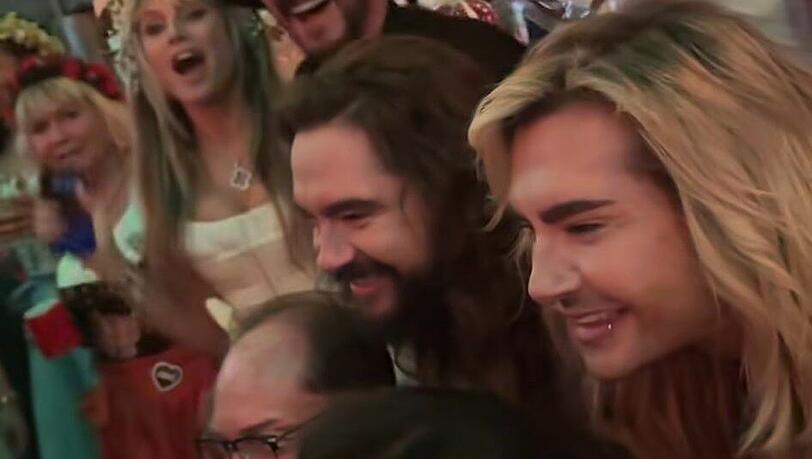Alexander Dobrindt und Dorothee Bär posieren mit den Kaulitz-Zwillingen und Heidi Klum Alexander Dobrindt und Dorothee Bär posieren mit den Kaulitz-Zwillingen und Heidi Klum