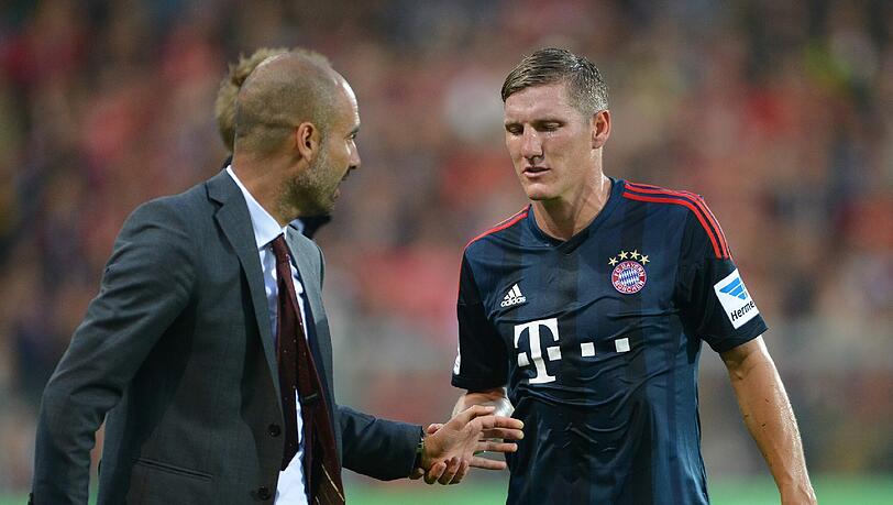 Nach dem Abschied von Bastian Schweinsteiger erhöht sich der Druck auf Pep Guardiola. Nach dem Abschied von Bastian Schweinsteiger erhöht sich der Druck auf Pep Guardiola.