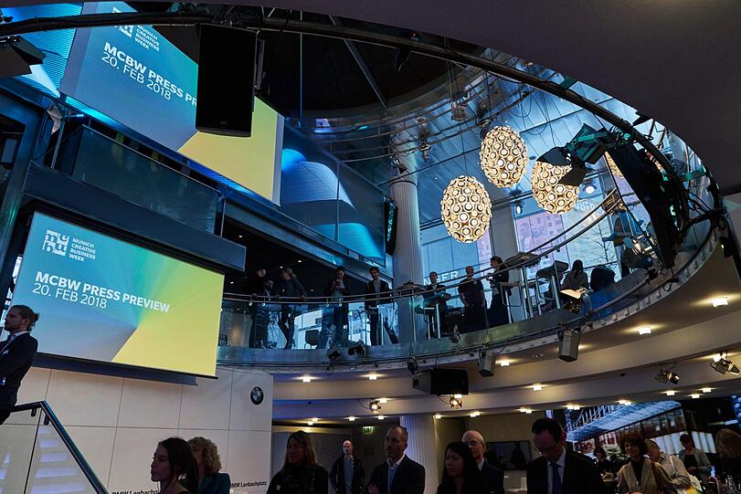 Programmvorstellung im BMW Pavillon: Die Munich Creative Business Week (MCBW) vernetzt Designbranche und Wirtschaftsunternehmen. Von 03. bis 11. März finden ihn München zahlreiche Workshops und Austellungen zum Thema "Design transforms" statt.
