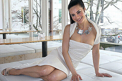Model auf Männersuche: Jahrhundert-Playmate Gitta Ilona Saxx hat sich bei einer Partnerbörse angemeldet