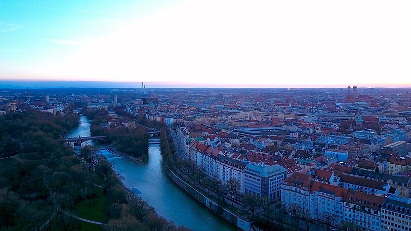 München von oben! Bavaria, Friedensengel, Stadtpanorama - so haben Sie München noch nie gesehen.