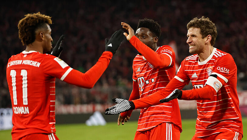 Kingsley Coman (l.) und Thomas Müller (r.) sorgten gegen Union Berlin in der Offensive für mächtig Betrieb.