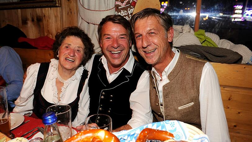 Mit ihm gefeiert haben seine Mutter Hedwig und sein Lebensgefährte Peter Schäfer.