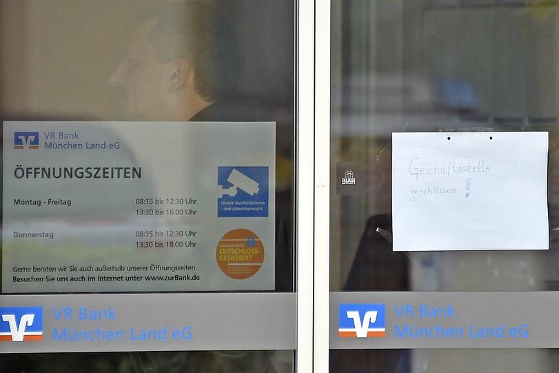 Am Dienstag wurde eine Filliale der VR-Bank in Taufkirchen überfallen.