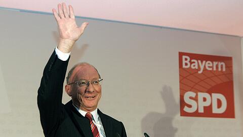 Franz Maget (SPD) beendet 2013 seine politische Karriere. Finanziell muss er sich jedoch keine Sorgen um seine Zukunft machen.
