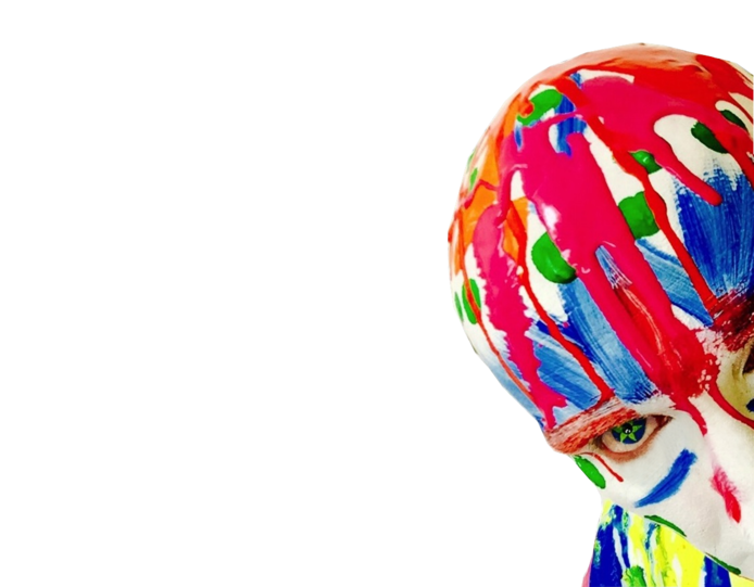 Sich von Kleinkunst, Theater oder Artistik inmitten des Festivalgeländes verzaubern zu lassen, das ist das Konzept hinter den drei neuen La Strada-Bühnen. Drei Open Air-Spielorte werden Schauplatz für internationales Straßentheater. Puppenspieler, Münchner Nachwuchsartisten, Clowns, ungewöhnliche Comedians und verrückte Jonglage Künstler &ndash; all das finden die Tollwood Besucher an drei Orten, verteilt auf dem ganzen Festivalgelände. Eintritt frei.