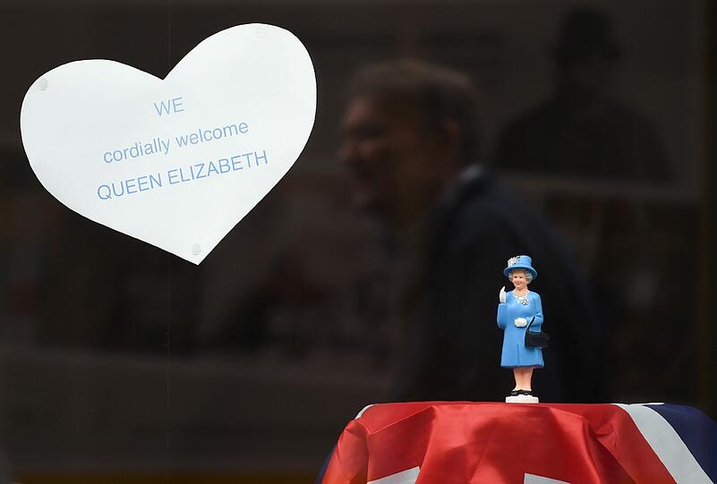 Berlin wartet gespannt auf die Ankunft von Queen Elizabeth II. Die Bilder.