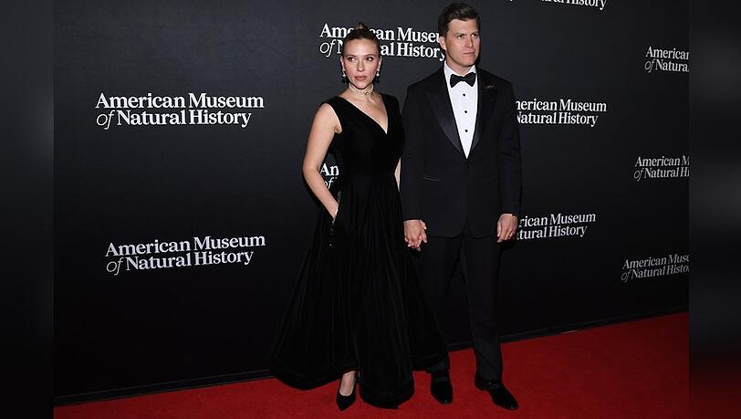 Scarlett Johansson und ihr Ehemann Colin Jost bei der Museum Gala in New York.