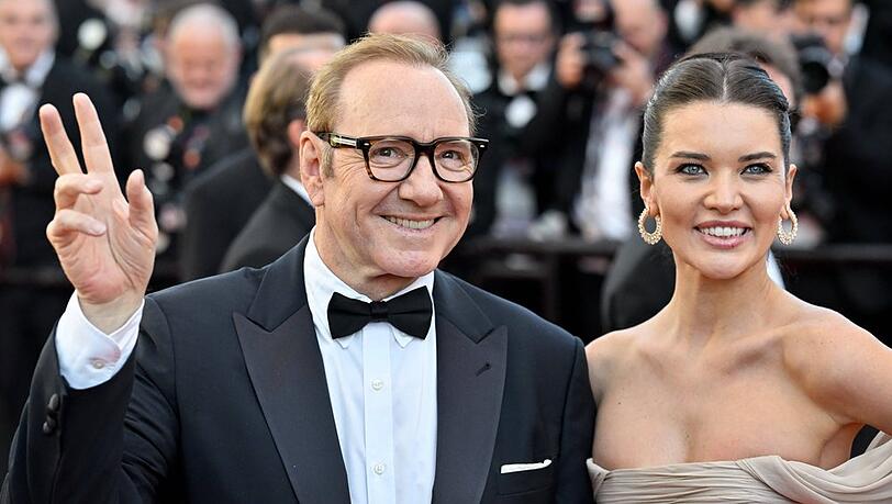 Via Lemann und Kevin Spacey in Cannes. Via Lemann und Kevin Spacey in Cannes.