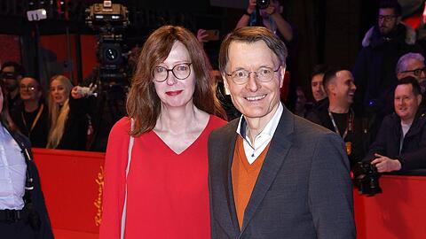 Gemeinsame Premiere in der Öffentlichkeit: Karl Lauterbach und Elisabeth Niejahr.