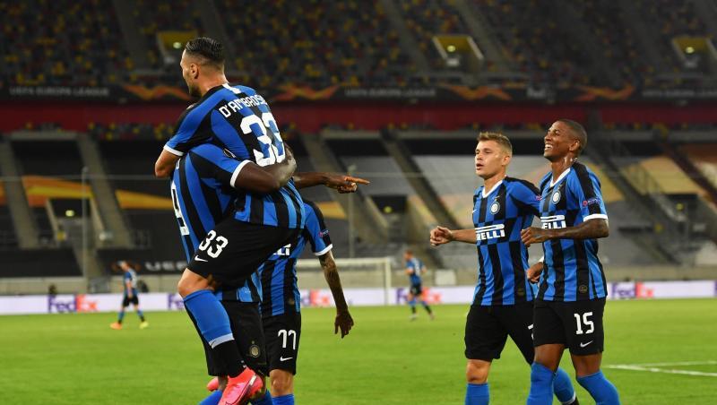 Romelu Lukaku (l) von Inter Mailand und seine Mannschaftskollegen haben Grund zur Freude. Romelu Lukaku (l) von Inter Mailand und seine Mannschaftskollegen haben Grund zur Freude.
