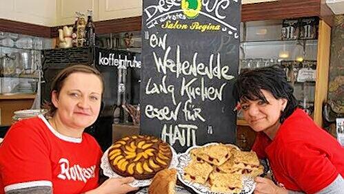 Madeleine Deumer (li.) und Andrea Stahl-Pröll verkaufen am Wochenende selbst gebackenen Kuchen für Waisenkinder in Haiti. Madeleine Deumer (li.) und Andrea Stahl-Pröll verkaufen am Wochenende selbst gebackenen Kuchen für Waisenkinder in Haiti.