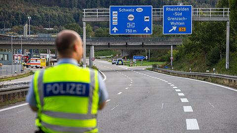 Sieben Stunden lang ging nichts mehr am Grenz&uuml;bergang.