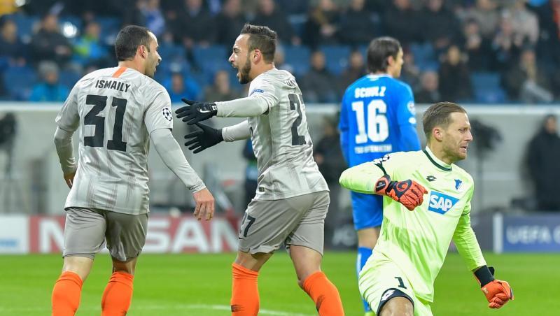 Schachtjor-Torschütze Ismaily (l) feiert sein Treffer zum 1:0 in Hoffenheim. Schachtjor-Torschütze Ismaily (l) feiert sein Treffer zum 1:0 in Hoffenheim.