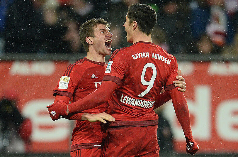 Bis zum Achtelfinal-Hinspiel des deutschen Fußball-Rekordmeisters in der Champions League am Dienstagabend bei Juventus Turin erzielte das Duo in der Bundesliga 39 Treffer. Dazu kamen zwölf Tore in der Königsklasse.
