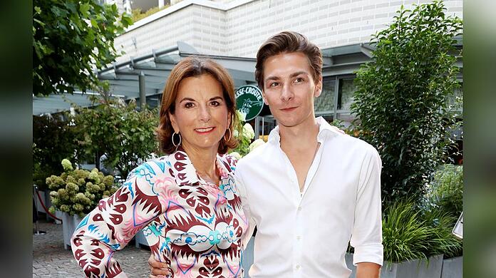 Claudia Obert im Sommer mit ihrem Max.